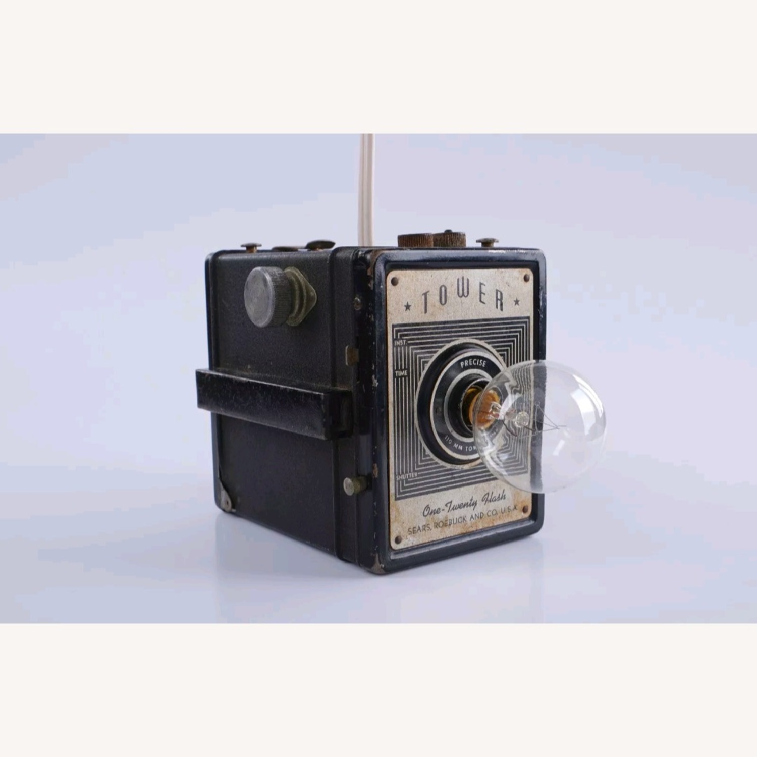 Vintage Camera Lamp – Tower One-Twenty Flash  - image-1
