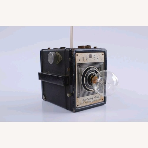 Used Vintage Camera Lamp – Tower One-Twenty Flash  for sale on AptDeco