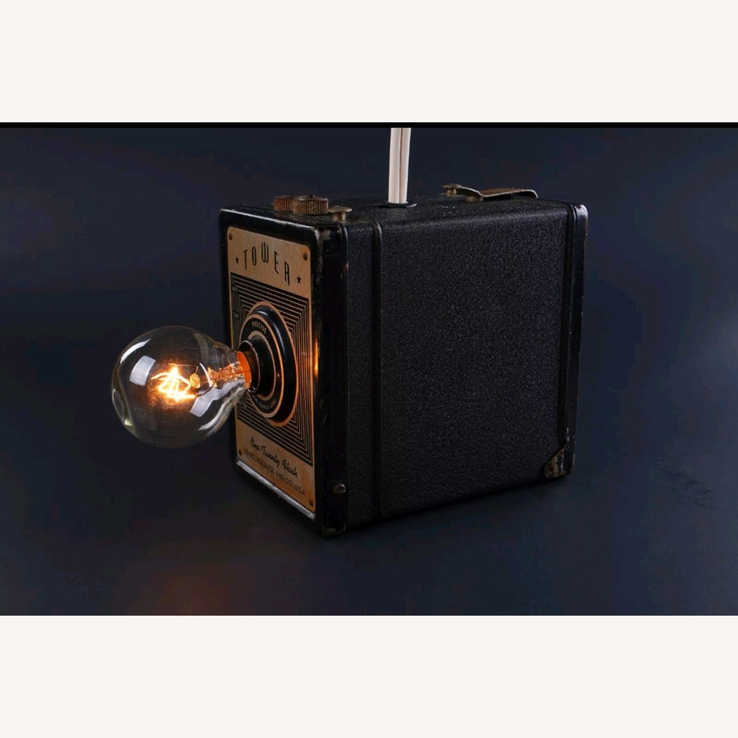 Vintage Camera Lamp – Tower One-Twenty Flash  - image-8