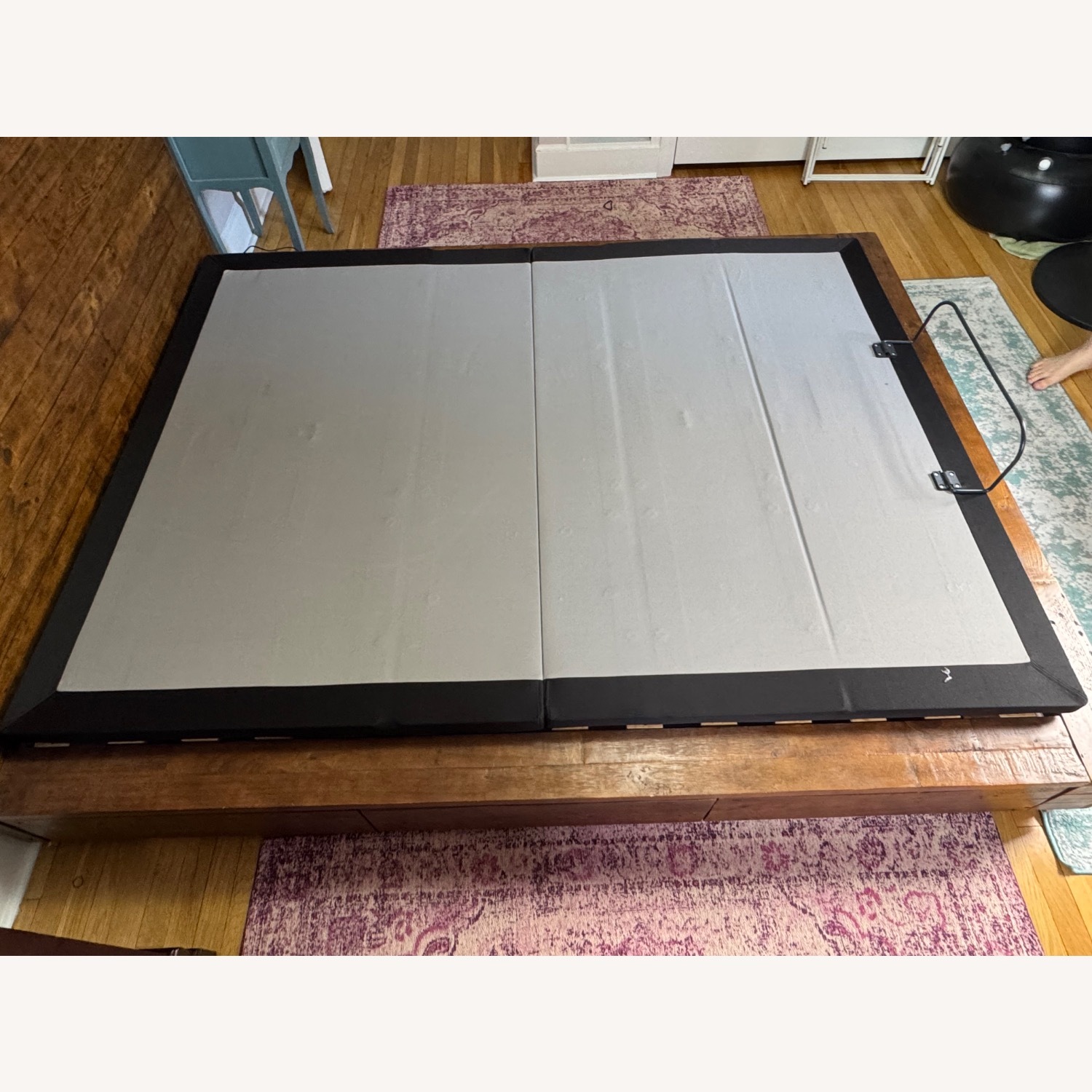 Sleepy’s Adjustble Base - image-2