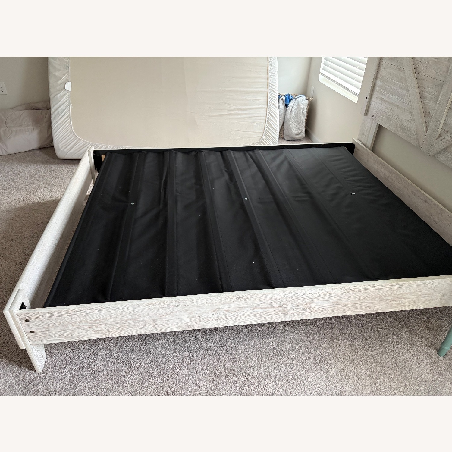 Ashley Furniture Shawburn Queen Platform Bed - image-2