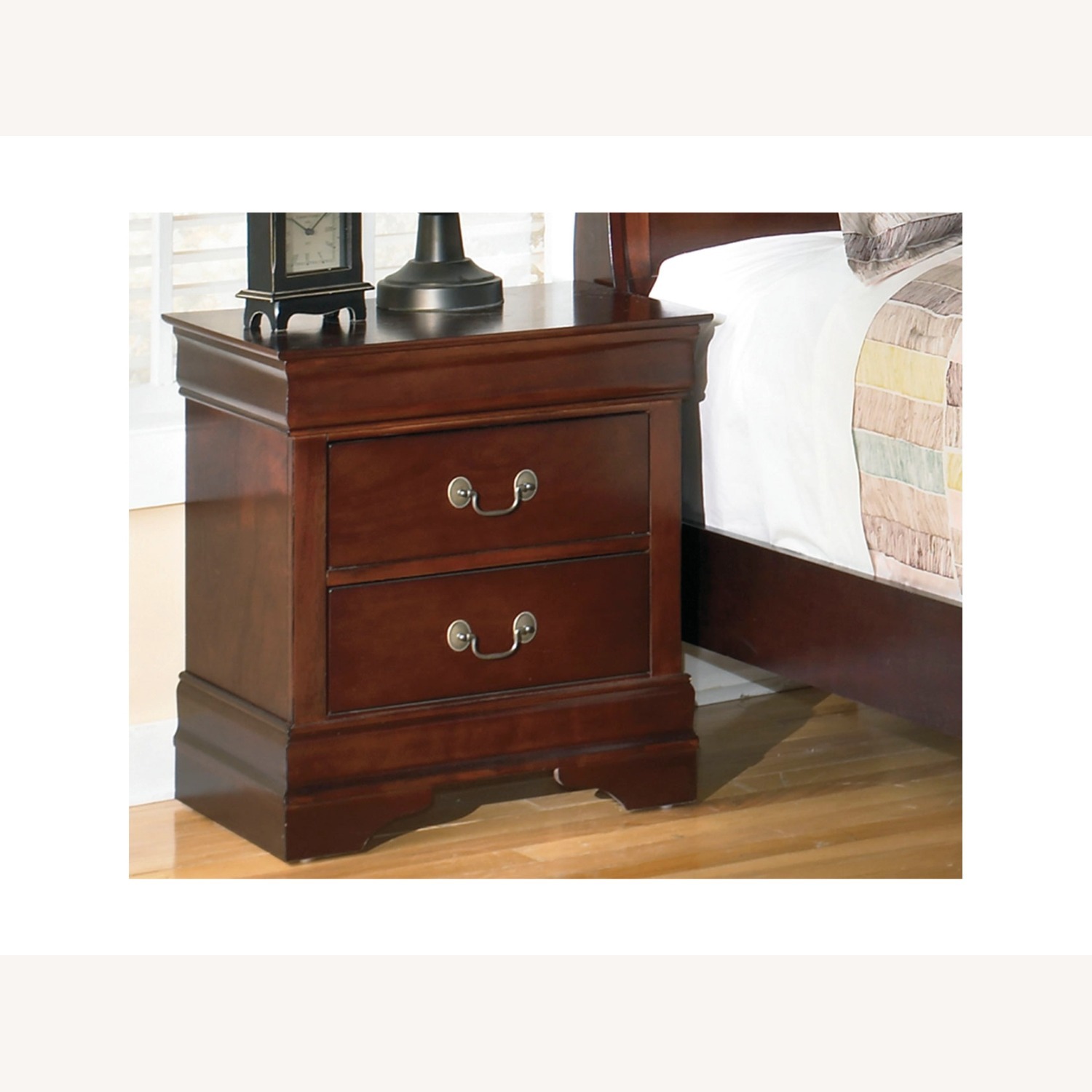 Wooded 6 Drawer Dresser and 2 Nightstands - image-2