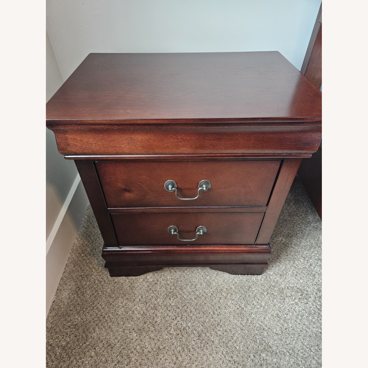 Wooded 6 Drawer Dresser and 2 Nightstands - image-4