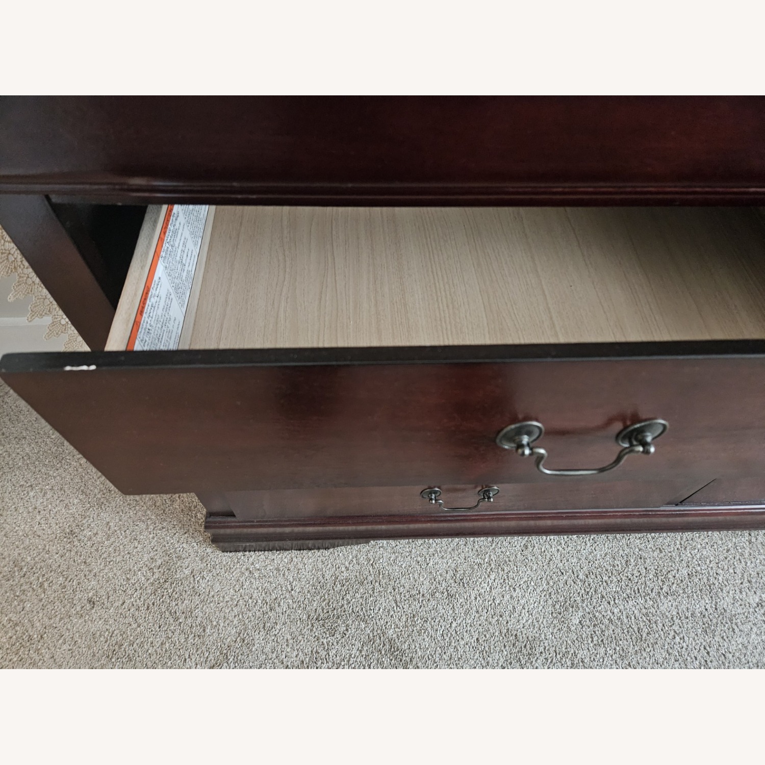 Wooded 6 Drawer Dresser and 2 Nightstands - image-10