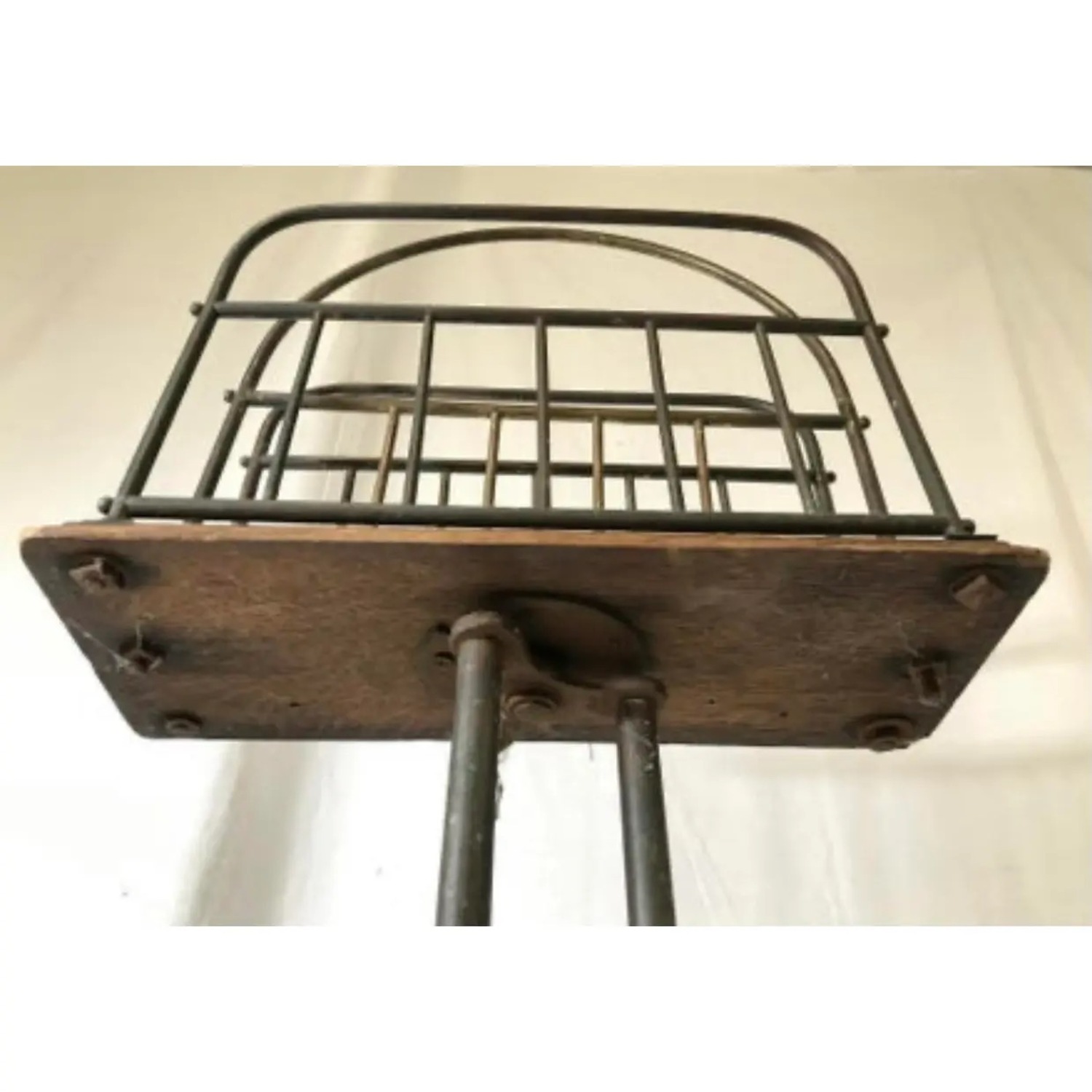Antique Decorative Magazine Rack Arts & Crafts Era - image-4