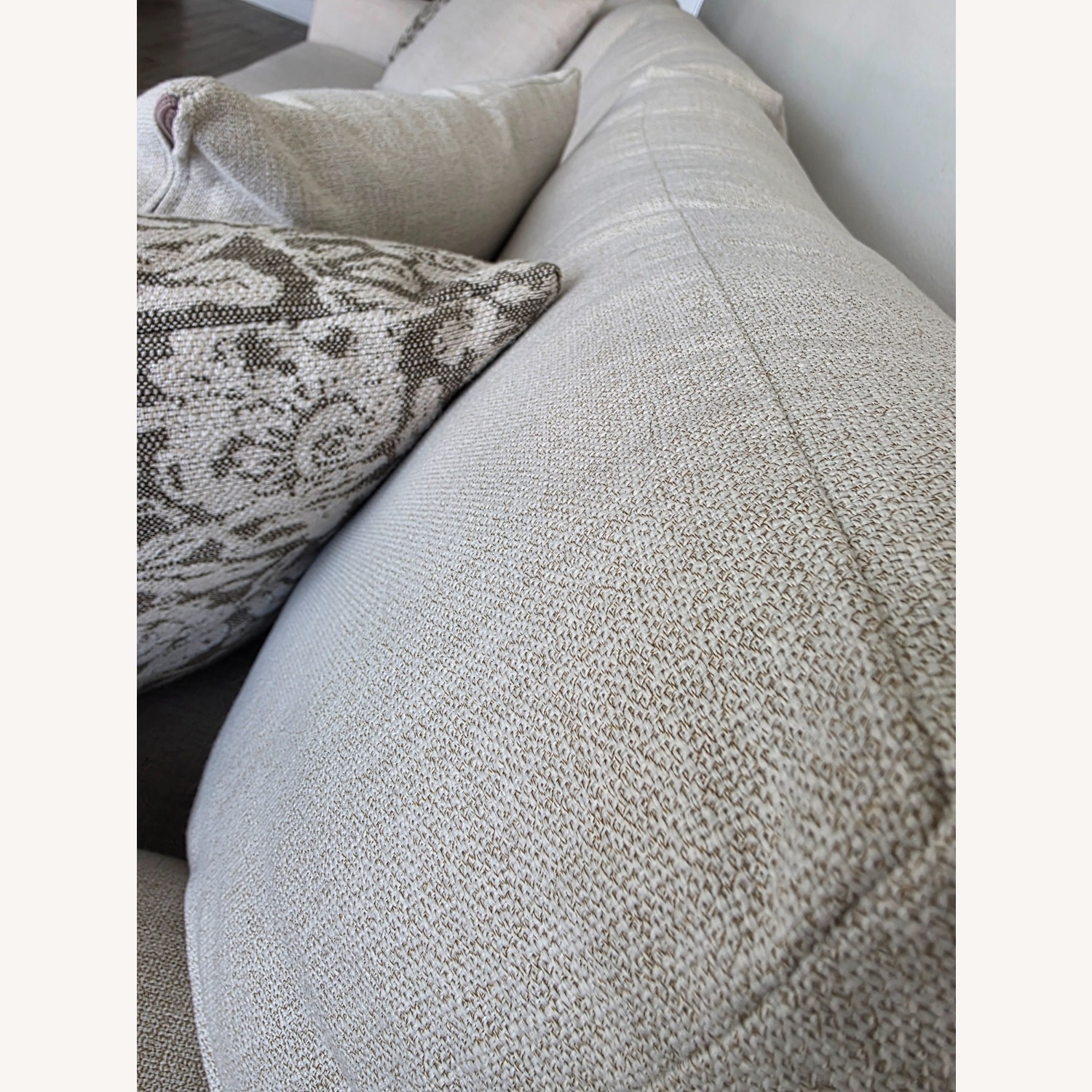 Living Spaces Lago Foam II 101" Sofa - image-4