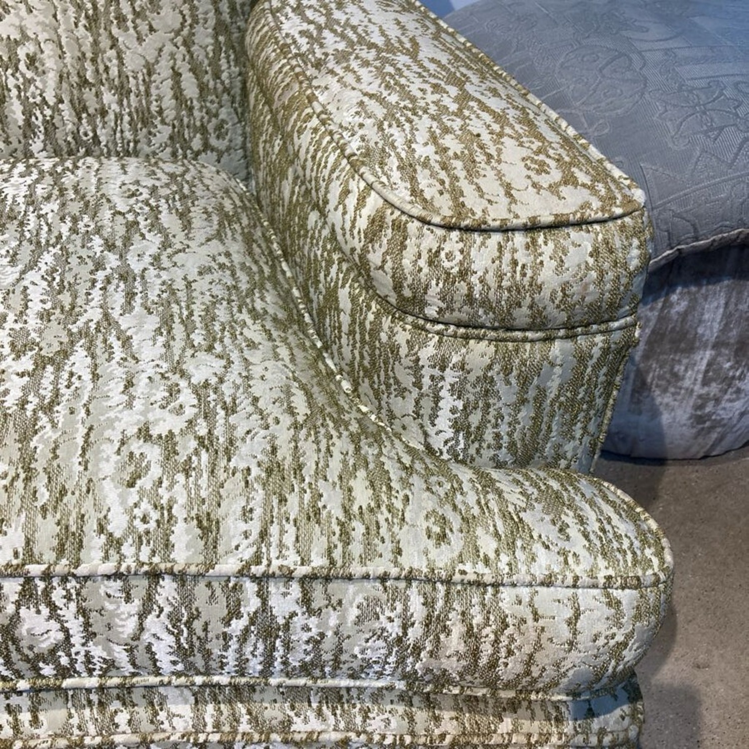 Dunbar Style MCM Hollywood Regency Curved Sofa - image-6