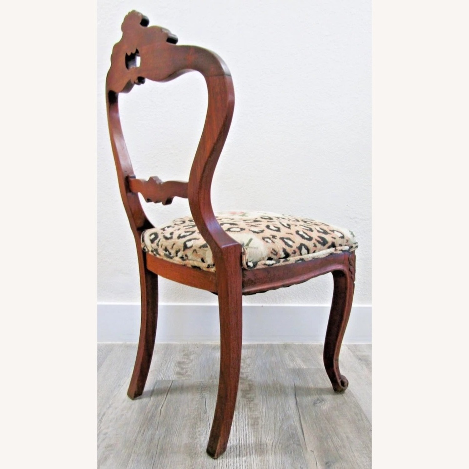 Antique Victorian Walnut Balloon Back Side Chair - image-8