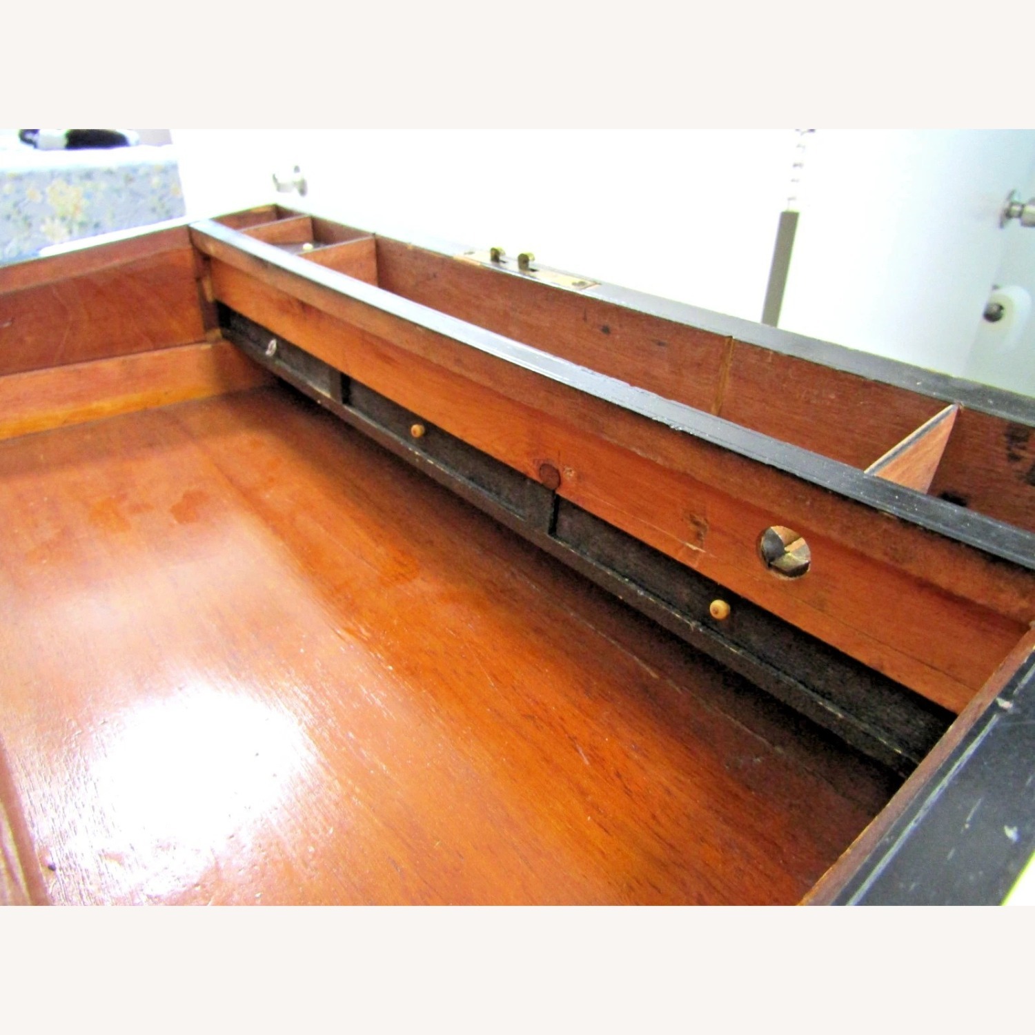 Victorian Walnut Parquetry Inlaid Writing Slope - image-8