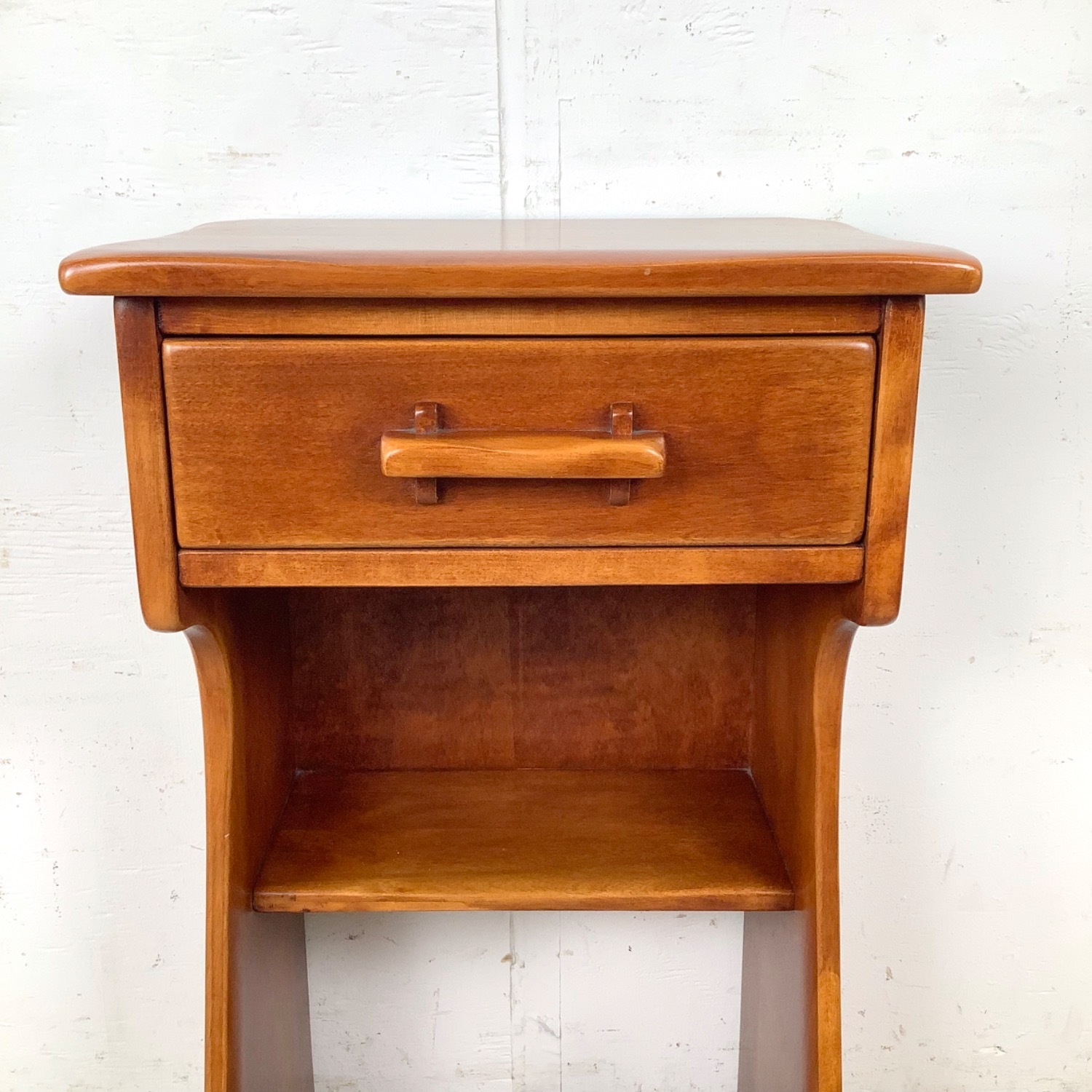 Vintage Colonial Nightstand by Cushman - image-12