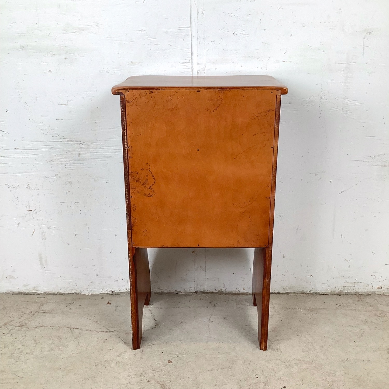 Vintage Colonial Nightstand by Cushman - image-13