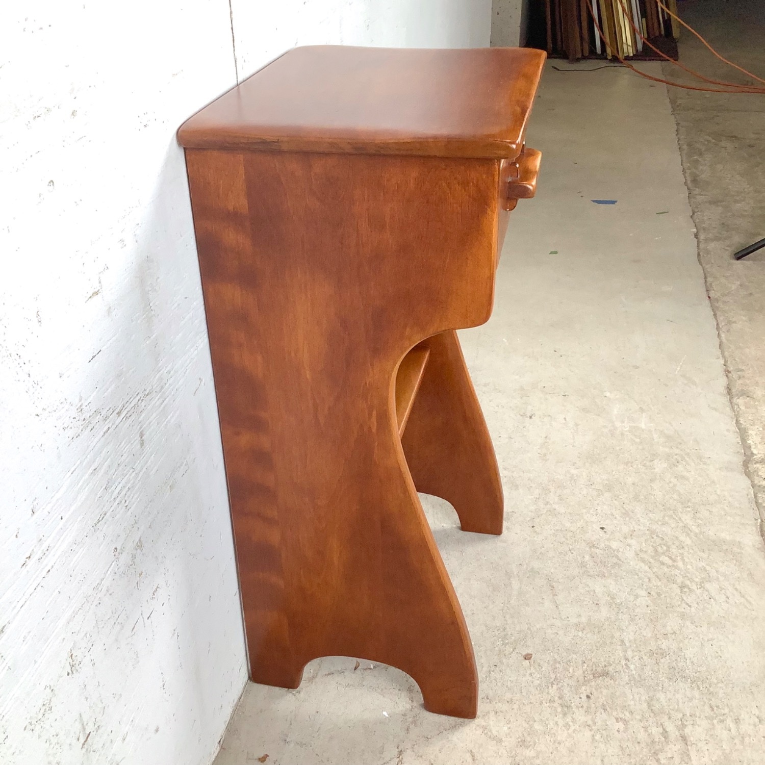 Vintage Colonial Nightstand by Cushman - image-14