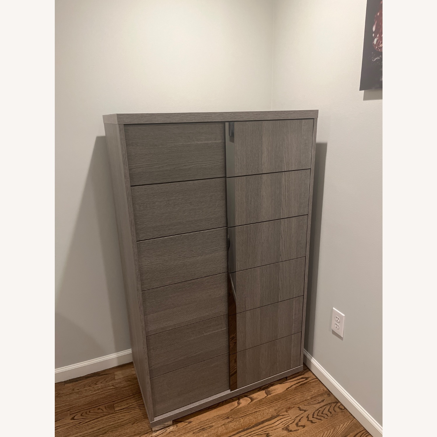 Tivoli Chest of Drawers - image-1