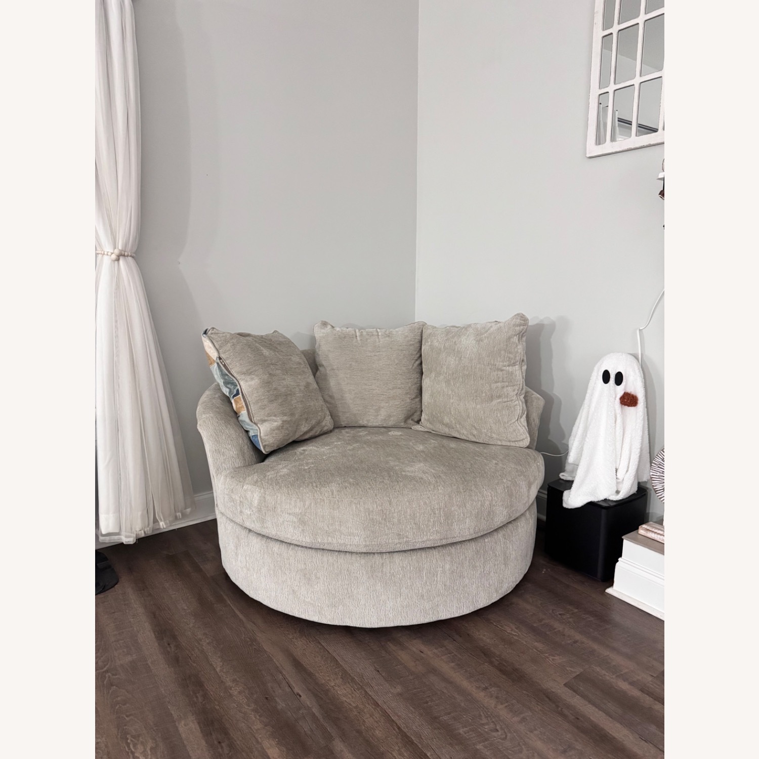 Ashley Furniture Benchcraft Natural Accent Chair - image-3