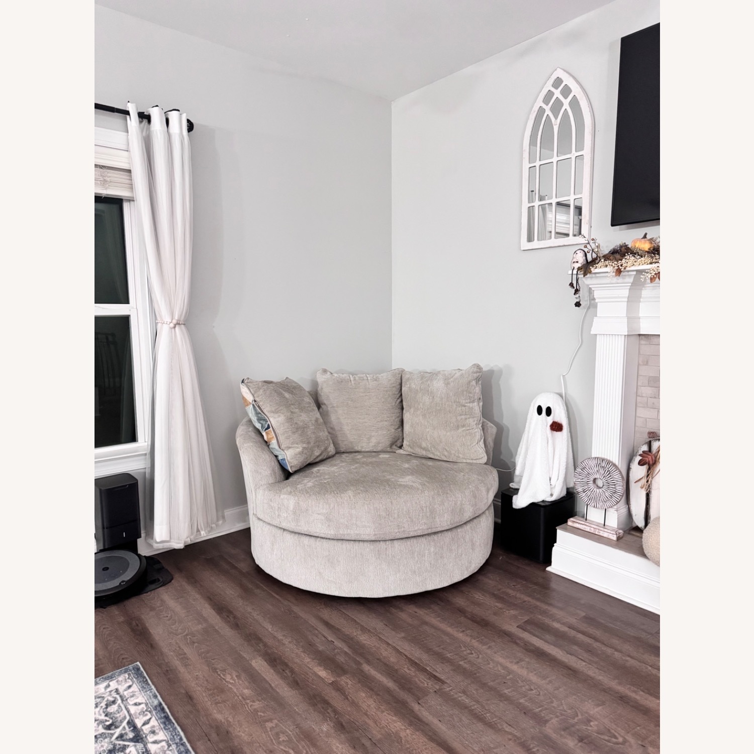 Ashley Furniture Benchcraft Natural Accent Chair - image-1