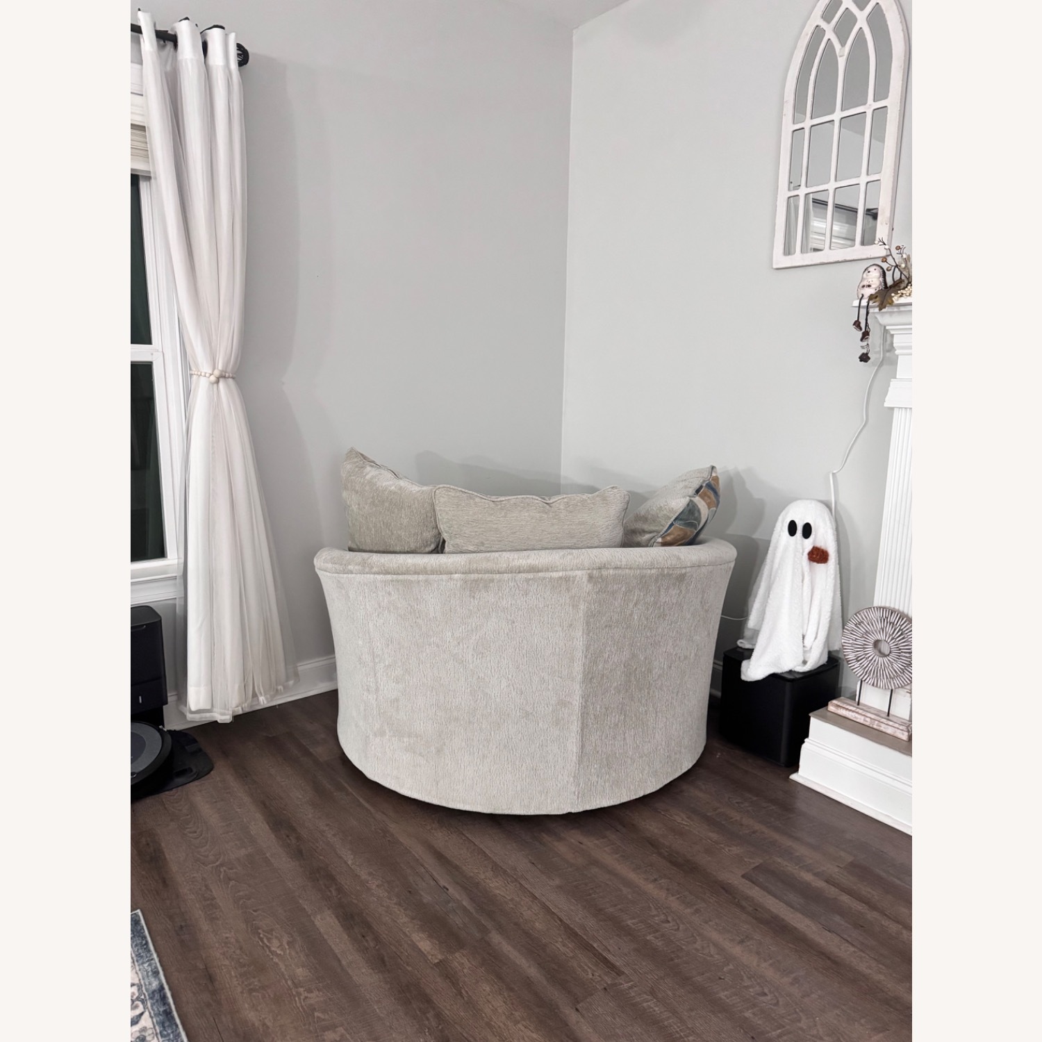 Ashley Furniture Benchcraft Natural Accent Chair - image-2