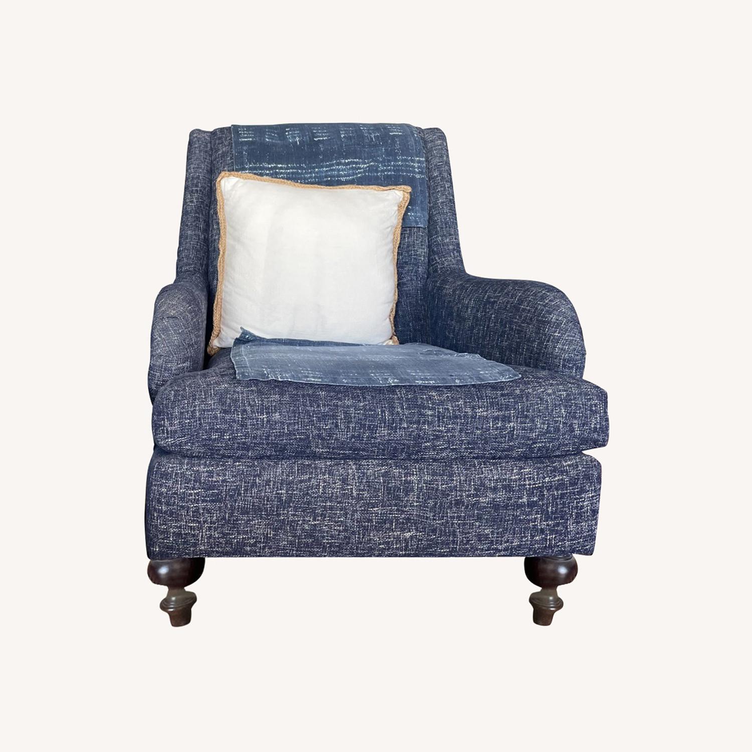 Bassett Living Room Chairs - image-0