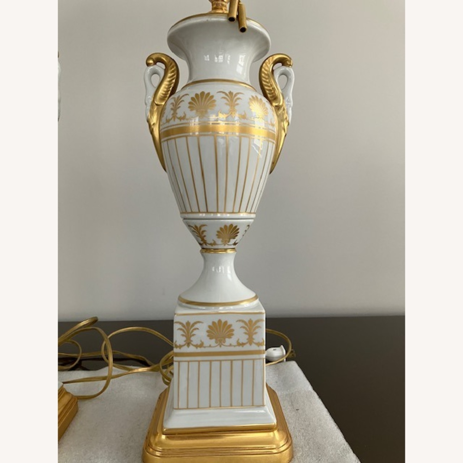 Columbo Mobili Porcelain Table Lamps - image-4