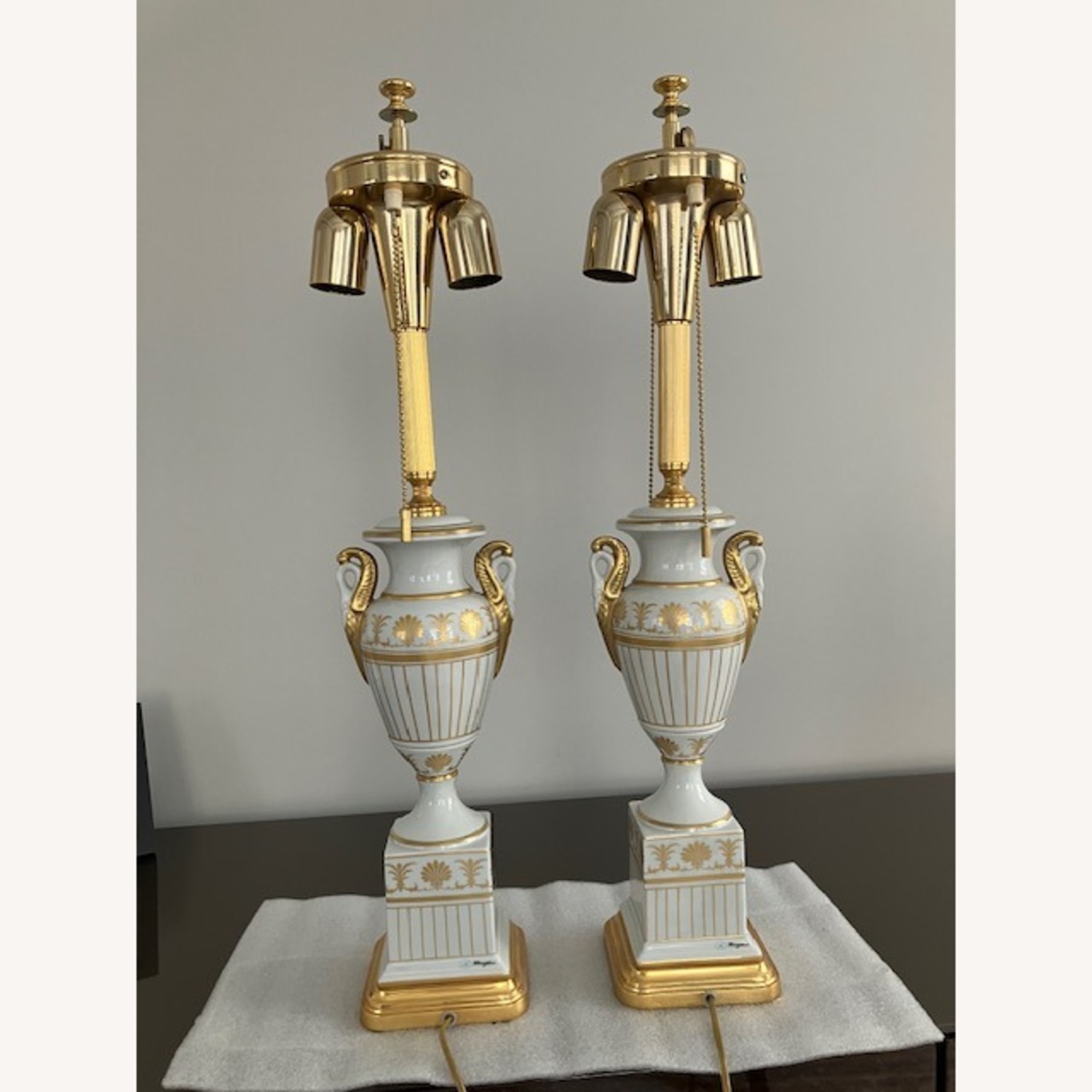 Columbo Mobili Porcelain Table Lamps - image-2