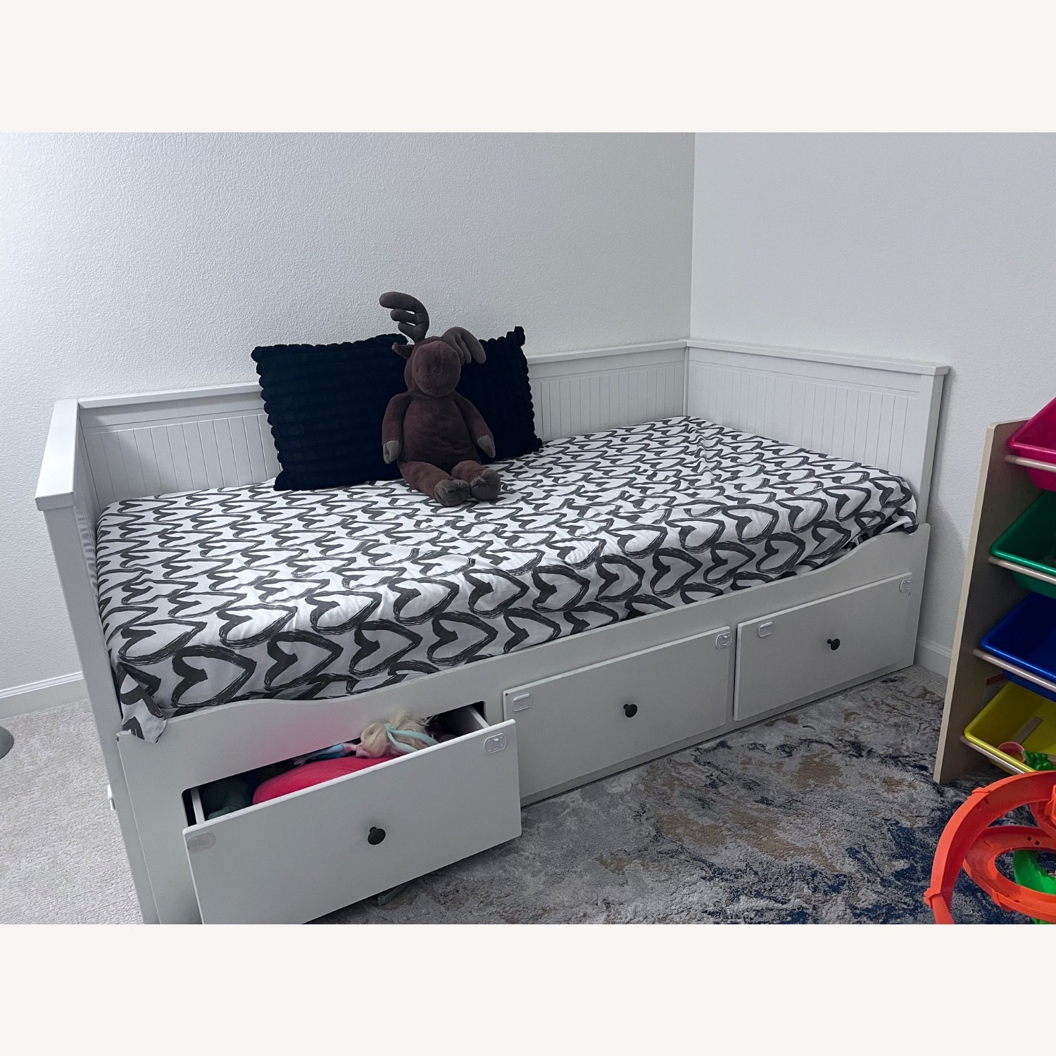 IKEA Hemnes Daybed - image-1