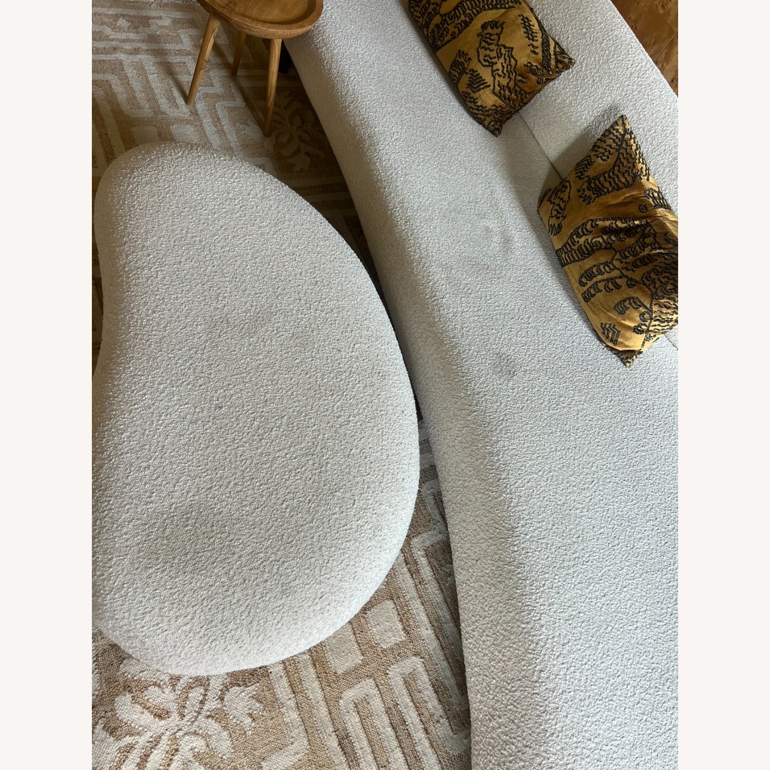 Noguchi Furniture White Boucle 3+ Seater Sofa - image-4