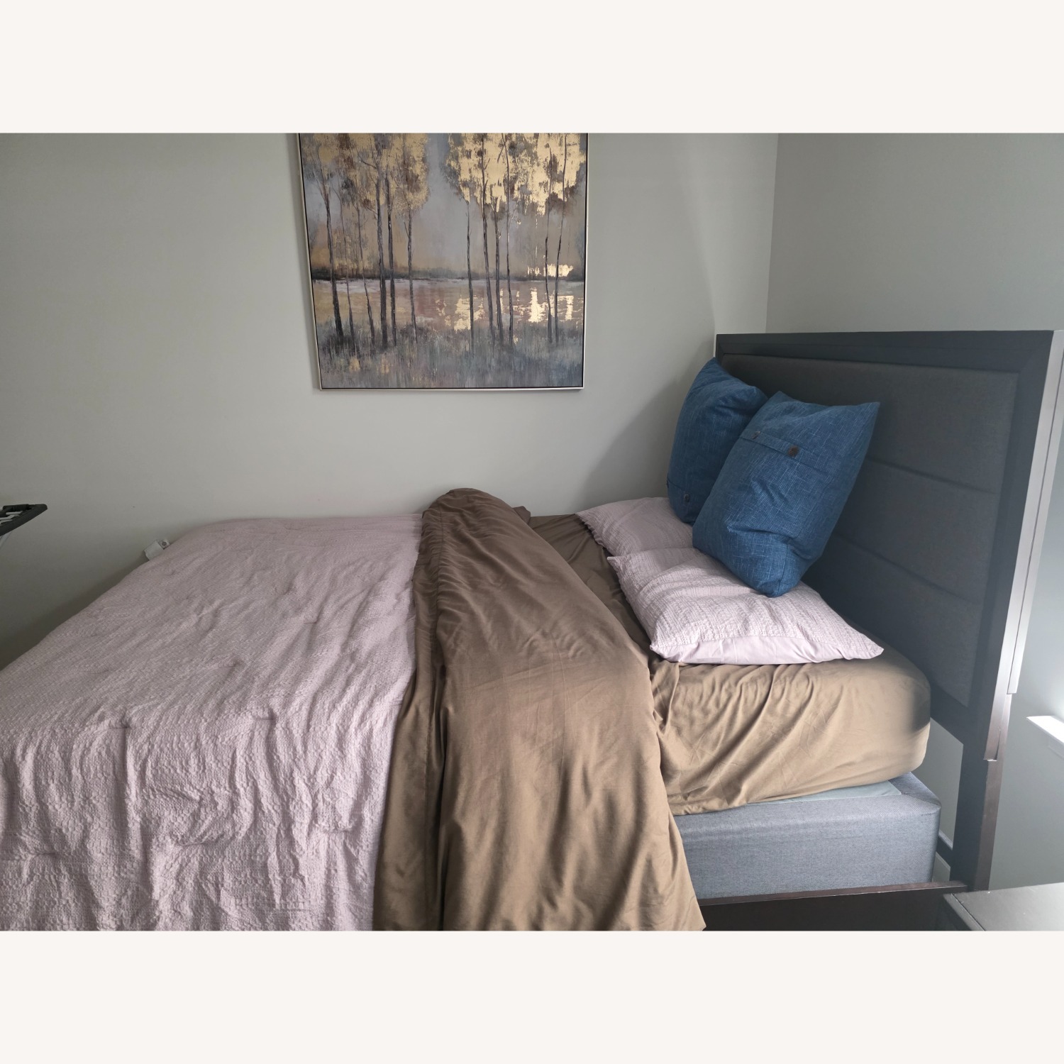 Bob's Discount Tremont Dark Brown Queen Bed - image-3