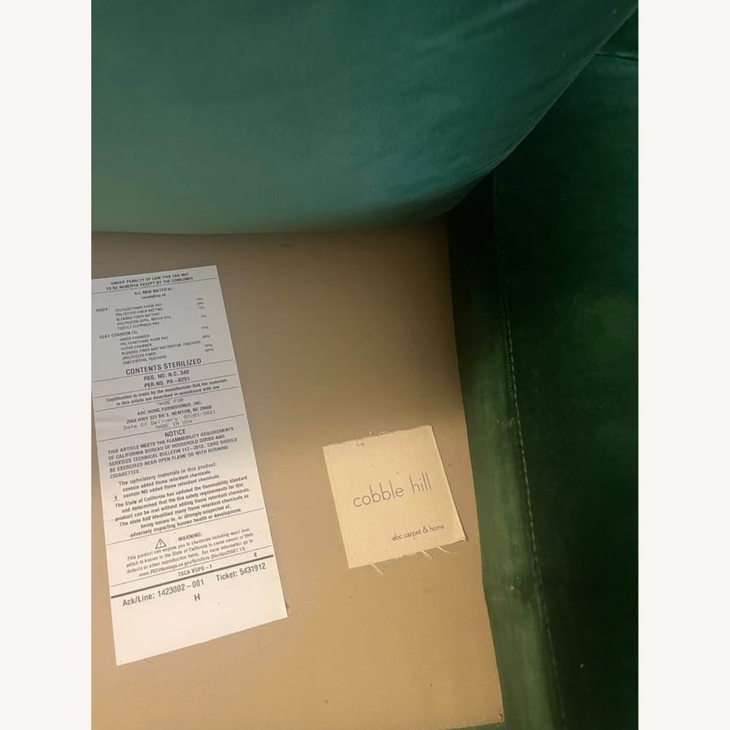 ABC Home Hannah Apartment Sofa in Emerald Green - image-7