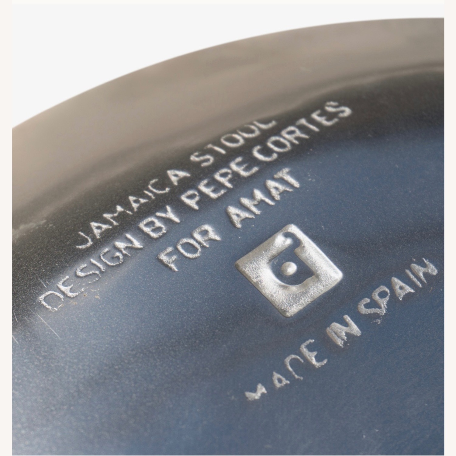 Pepe Cortés Amat 3 - Jamaica Silver Metal Stools - image-2