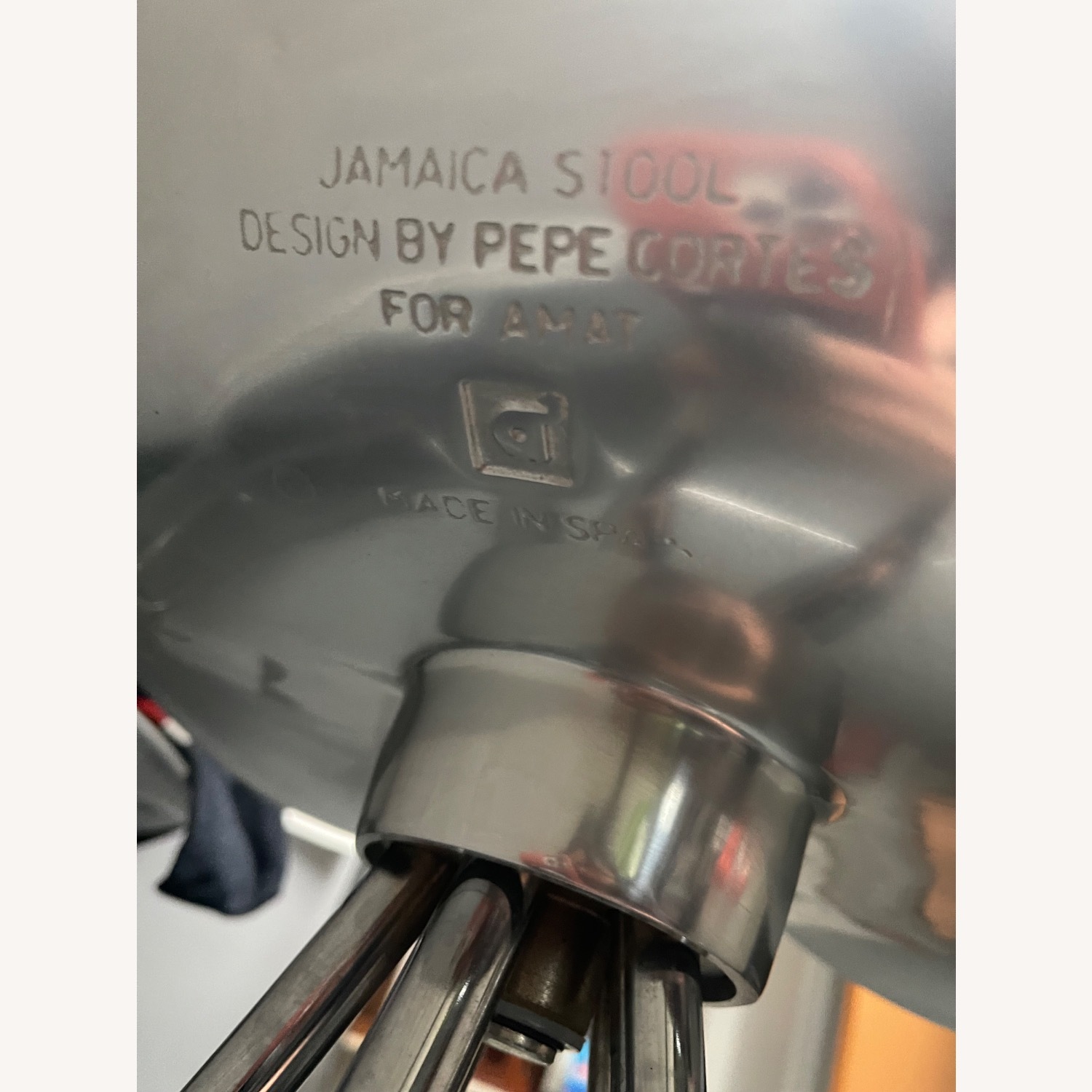 Pepe Cortés Amat 3 - Jamaica Silver Metal Stools - image-6