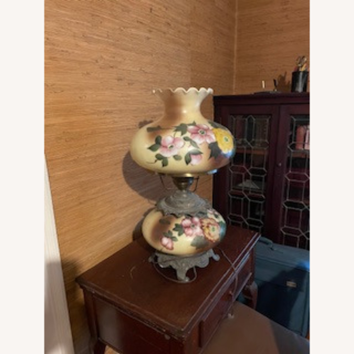 Vintage/Antique Finds Table Lamp - image-2