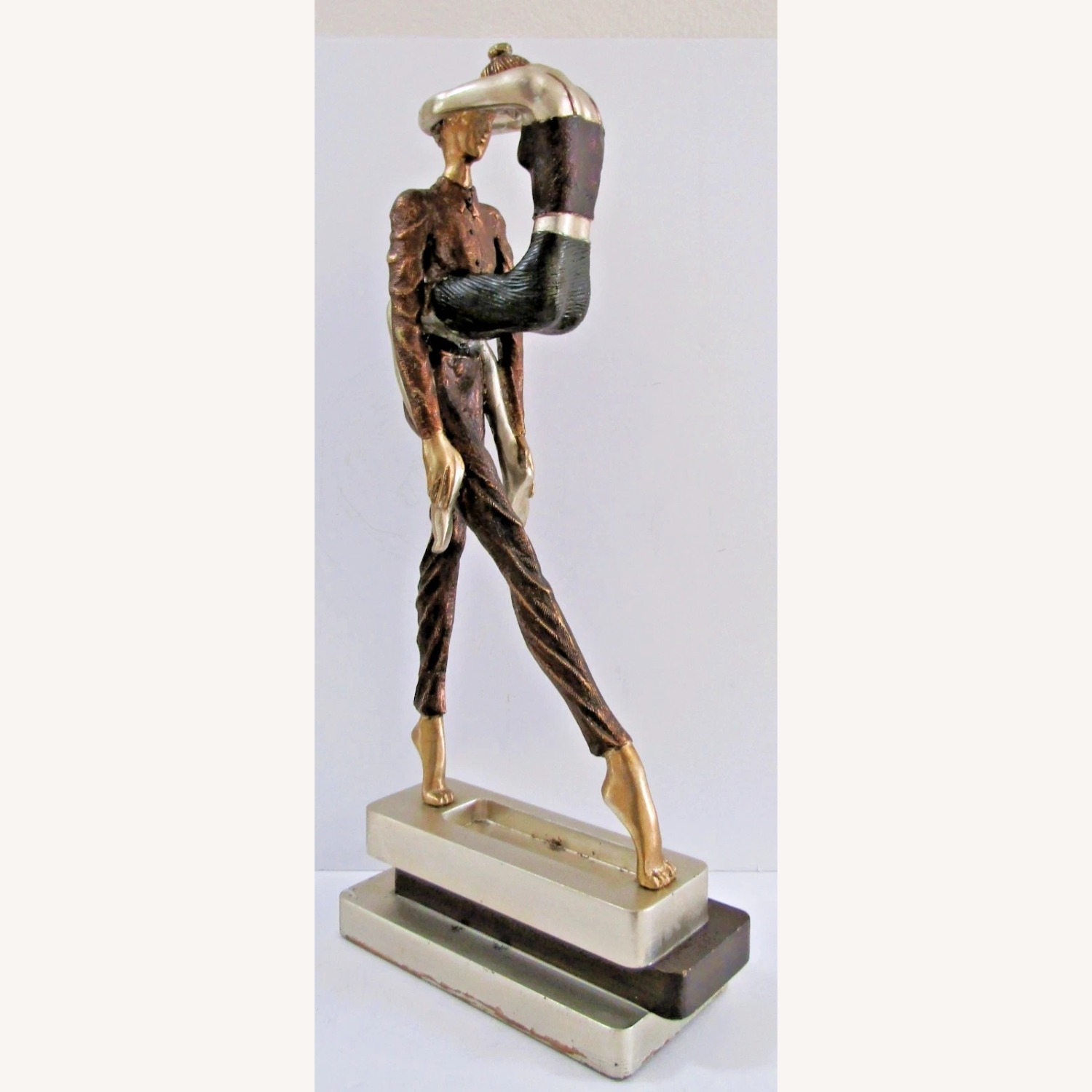 Vintage Artmax Dancing Couple Sculpture - image-5
