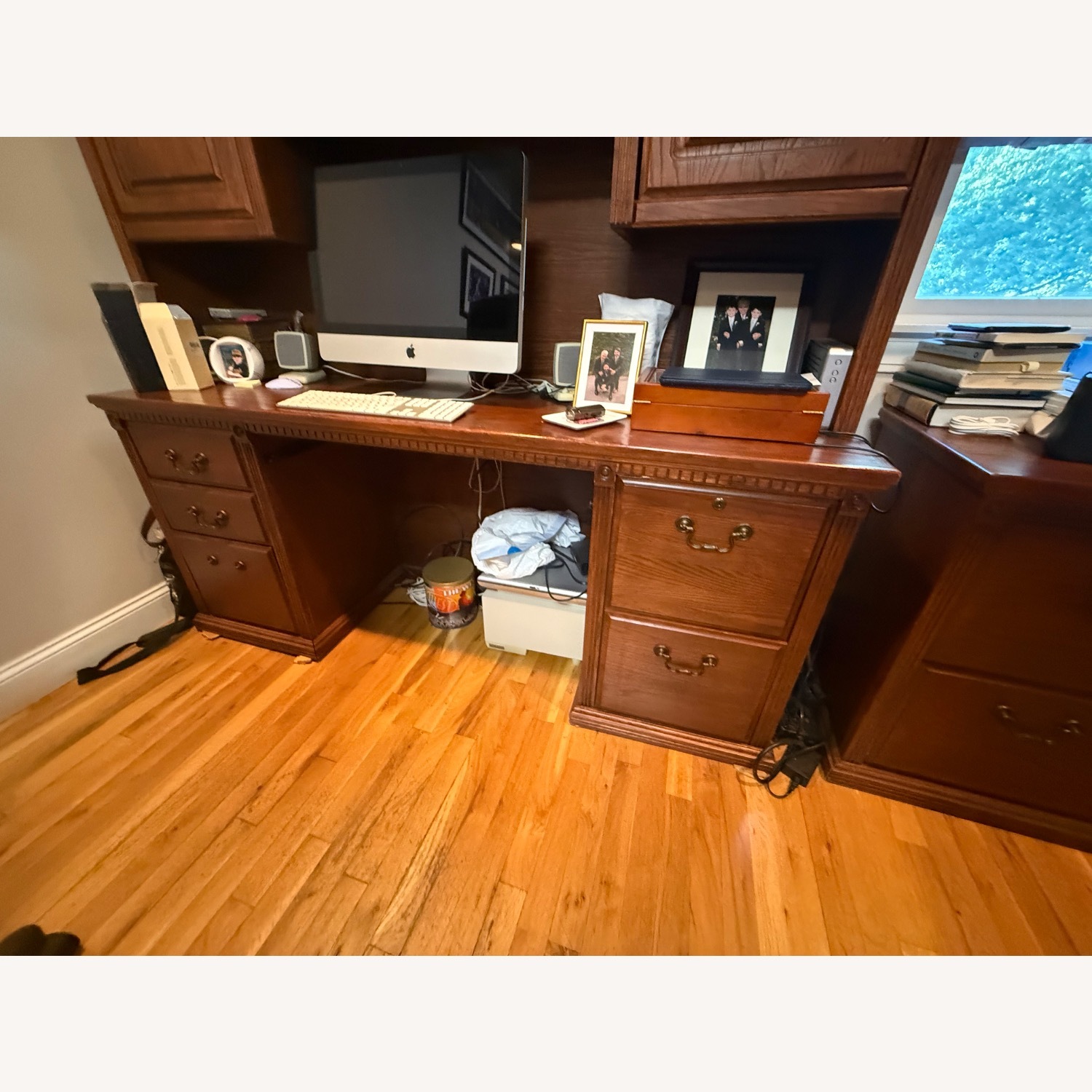 Computer Desk with Hutch - image-2
