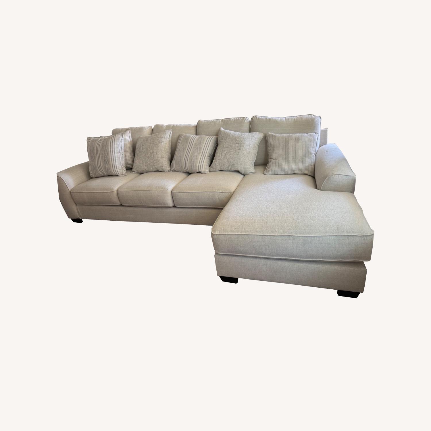 Ashley Larce Light Gray 3+ Piece Sectional - image-0