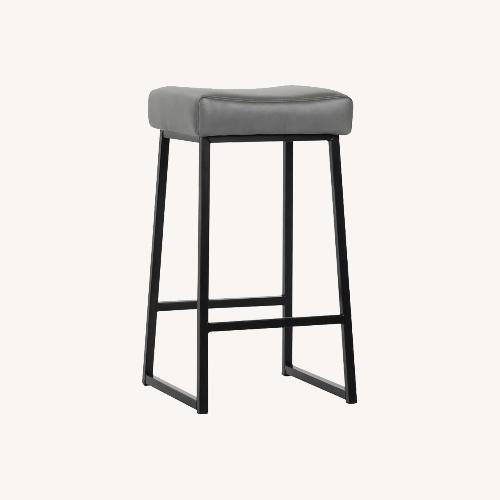 CB2 シービーツー　バースツール cb2 phoenix bar stools Set of 3 CB2 Phoenix Bar Stools | Grandview Mercantile