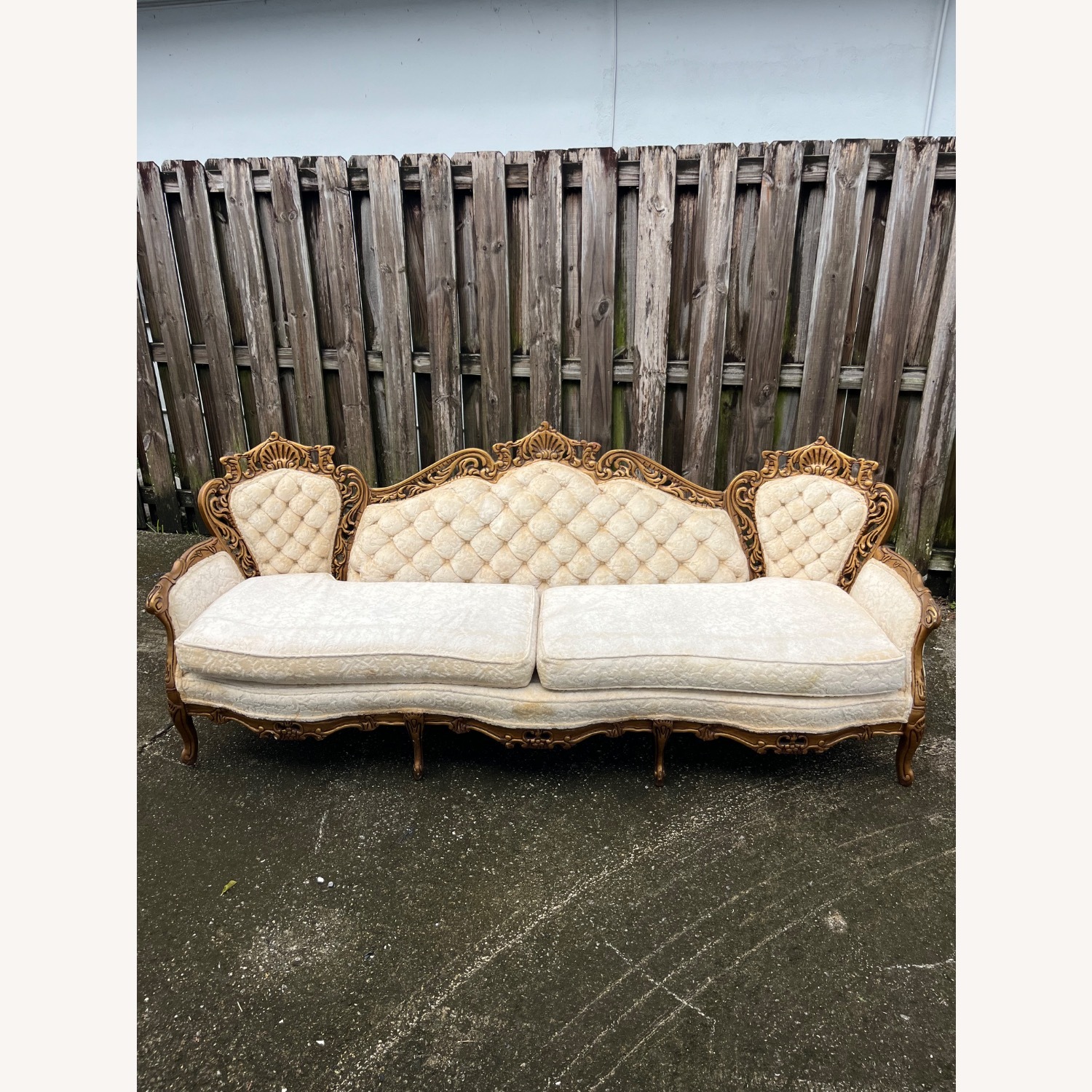 Vintage/Antique Finds White Fabric 3+ Seater Sofa - image-1