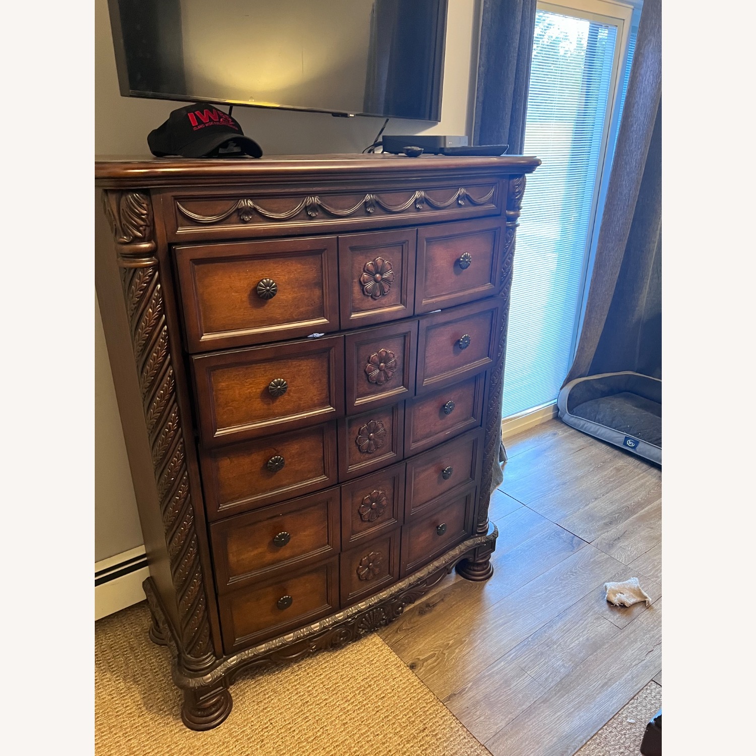 Ashley Dark Brown Marble King Bed - image-5