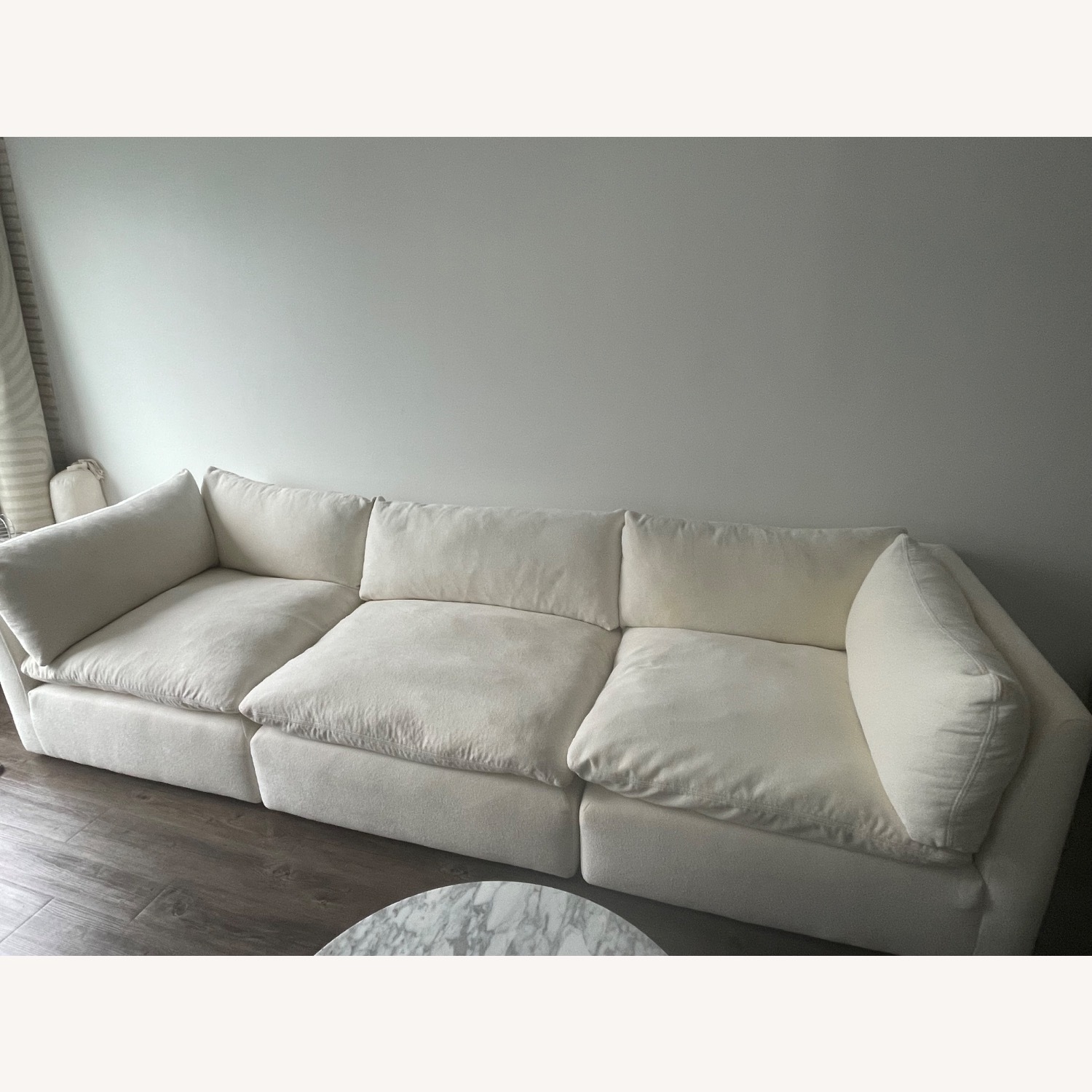 Value City Furniture 3+ Seater Sofa - image-1