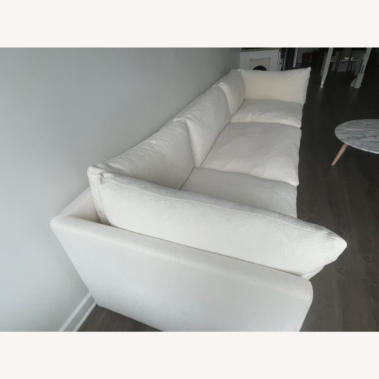 Value City Furniture 3+ Seater Sofa - image-2