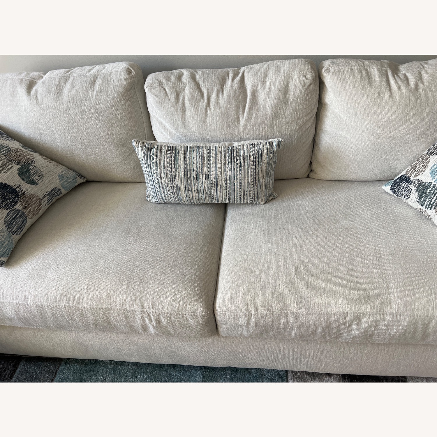 Capris Ivory Sofa - image-3