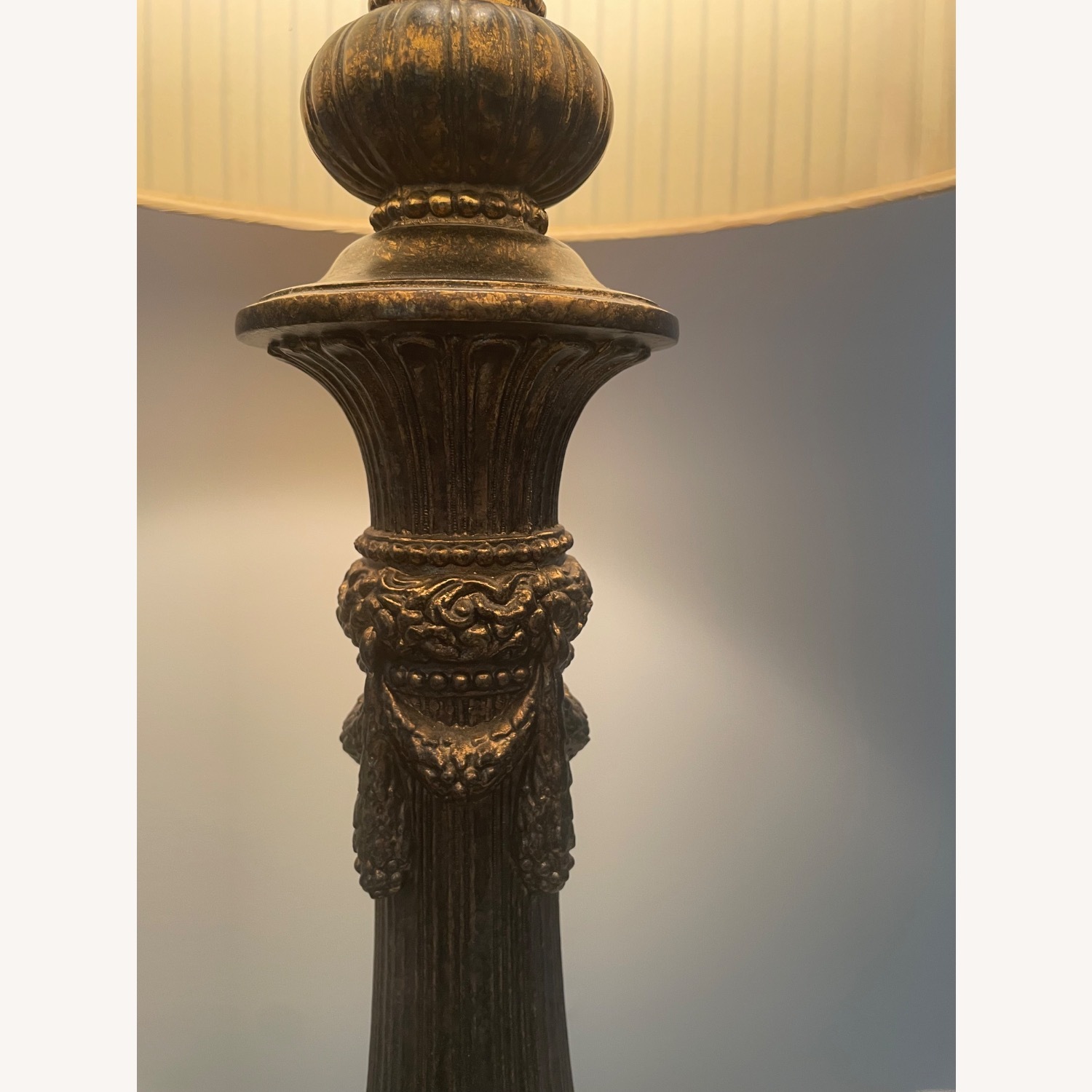Vintage/Antique Black Marble Table Lamp - image-6