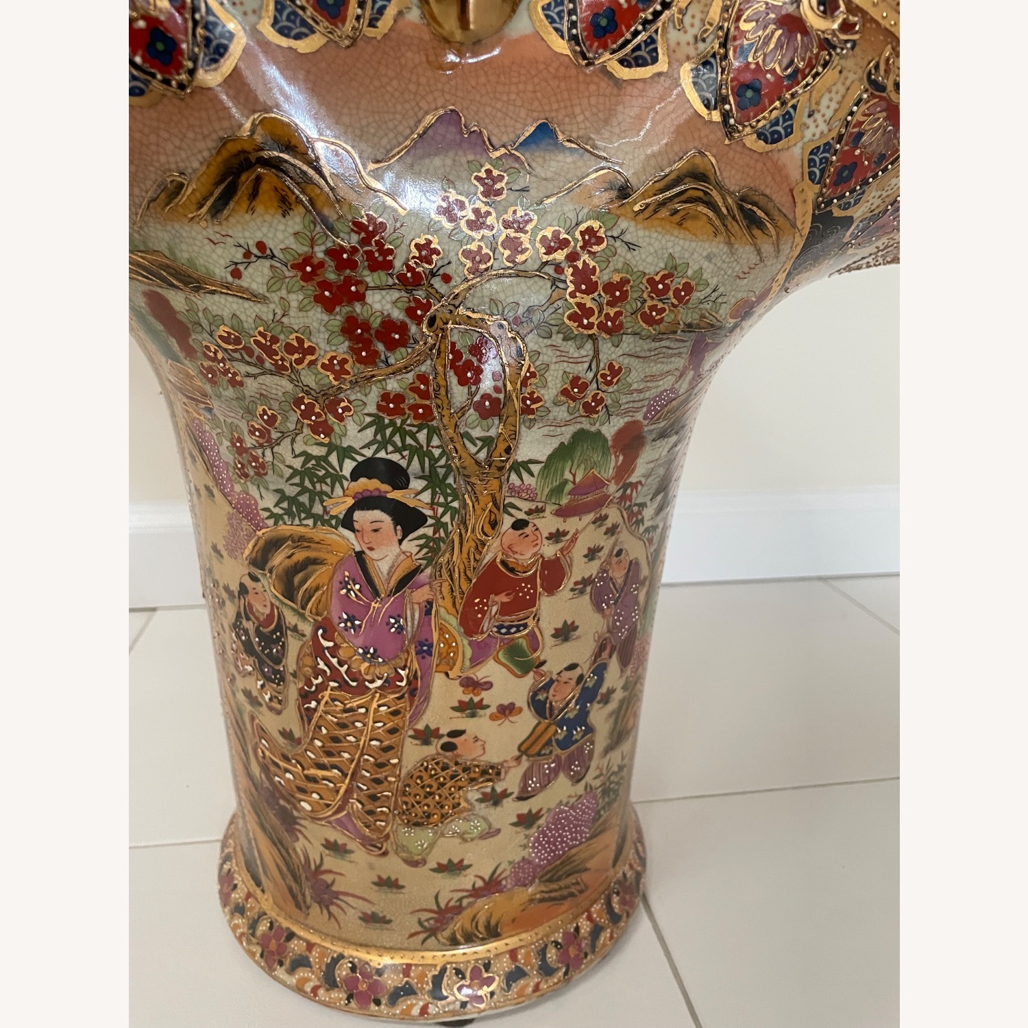 Asian Ceramic Décor - image-6