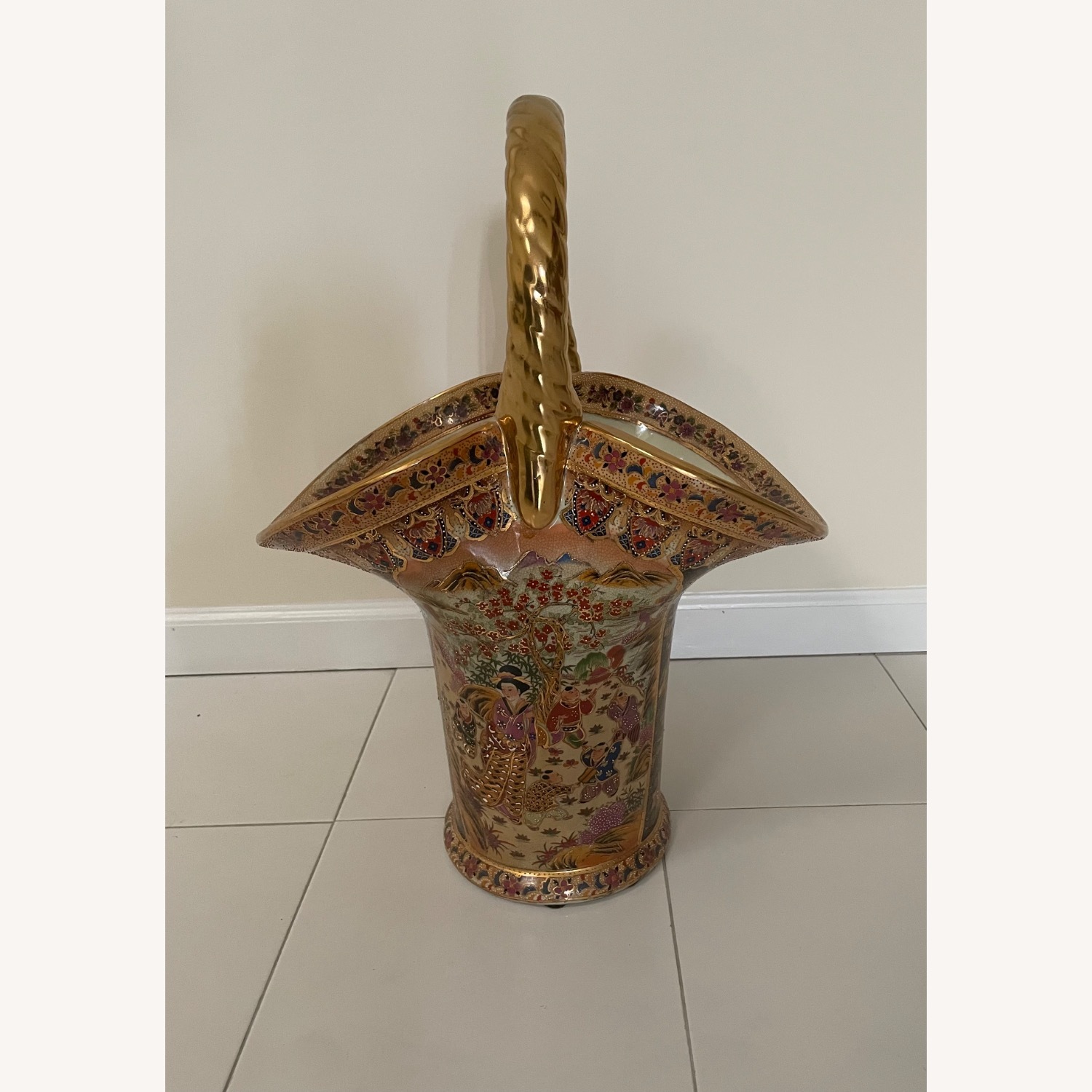 Asian Ceramic Décor - image-3