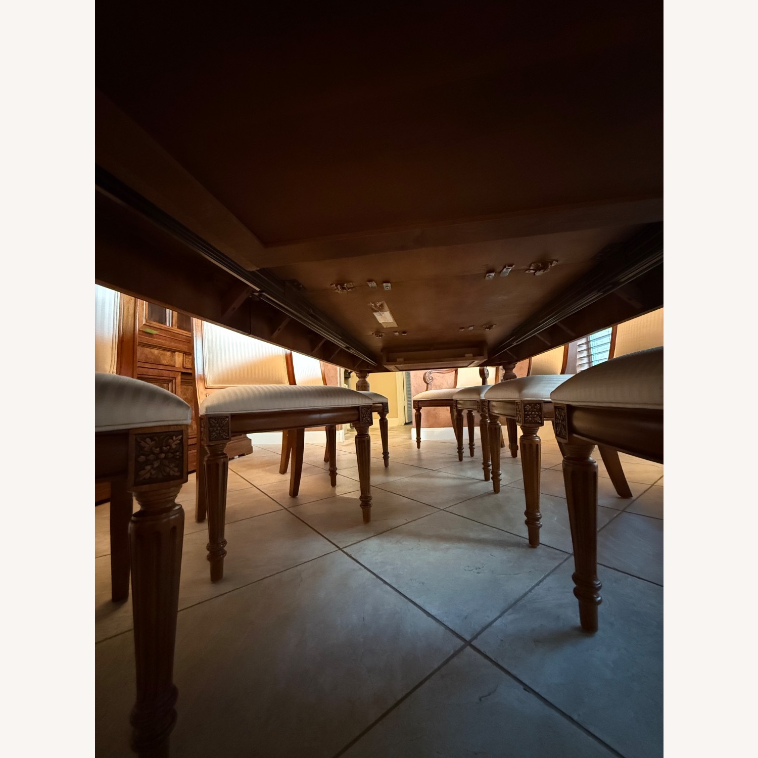 Ethan Allen Townhouse Collection Dining Set - image-8