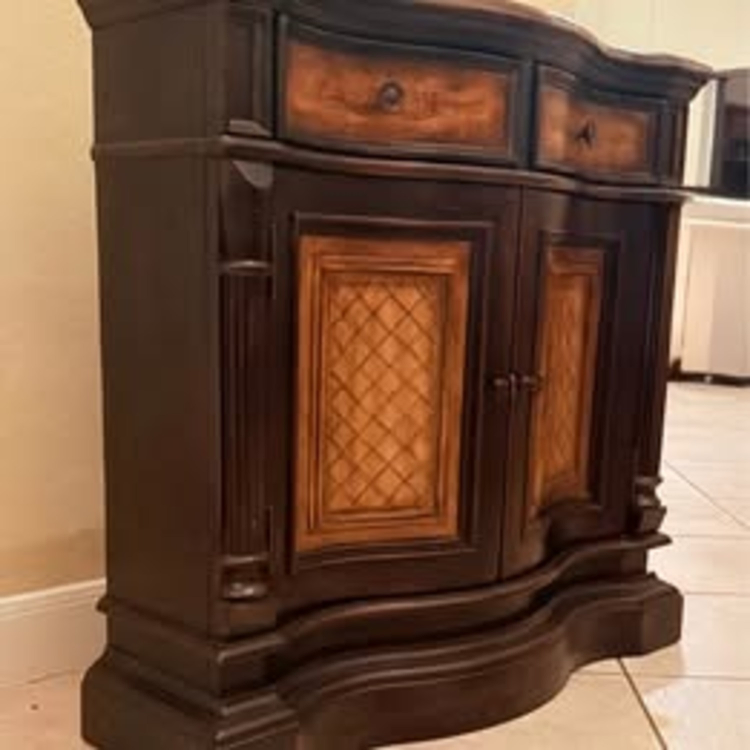 Hooker Furniture Seven Seas Solid Wood Console Cabinet  - image-5