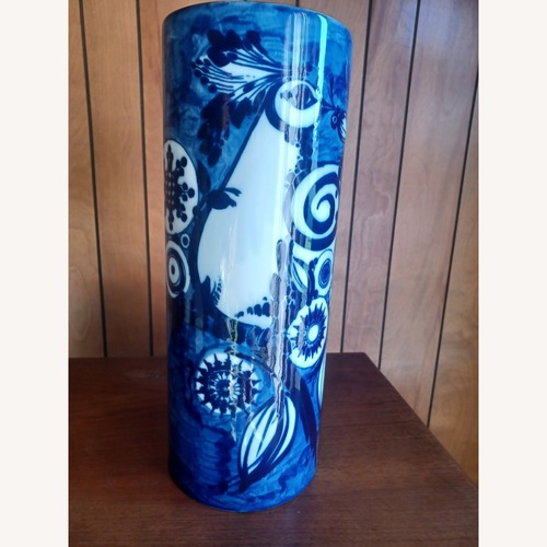 Used Rosenthal Porcelain Vase for sale on AptDeco