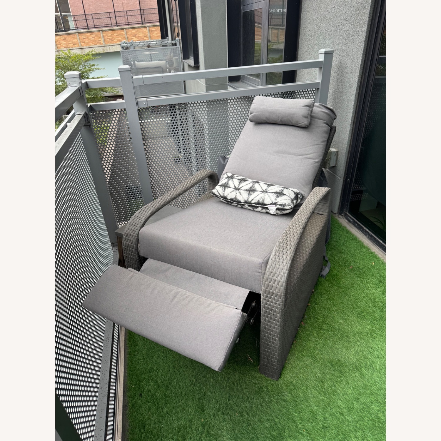 Outdoor Balcony Recliner Chair Dark Gray - image-3