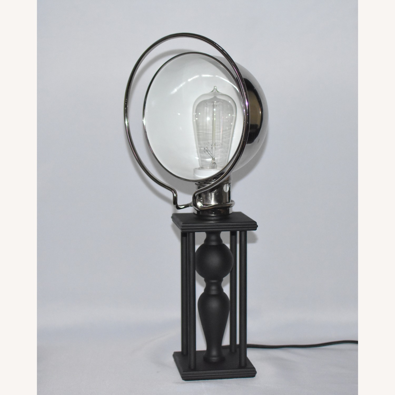 Vintage Art Lamp – Industrial Design - image-6