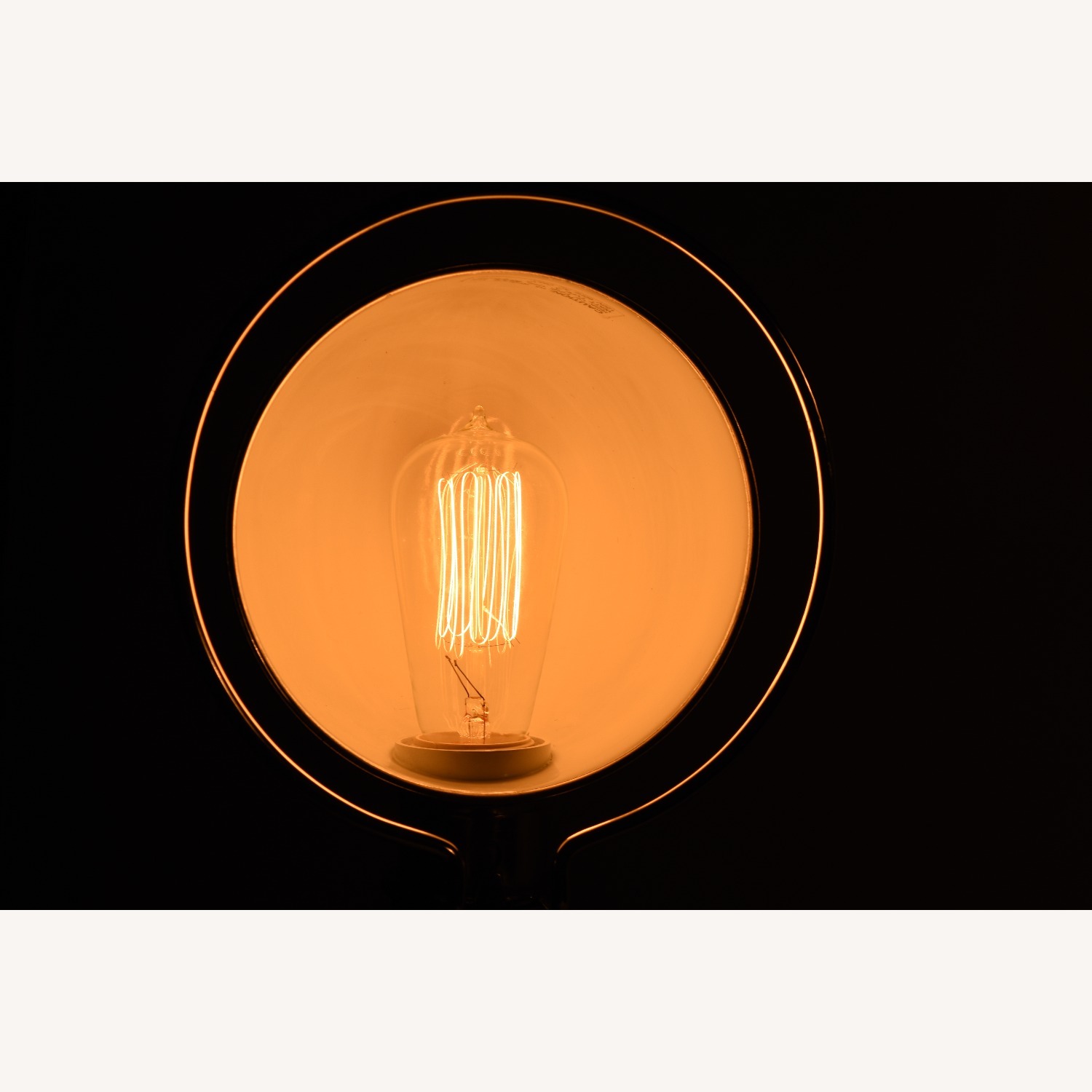 Vintage Art Lamp – Industrial Design - image-4