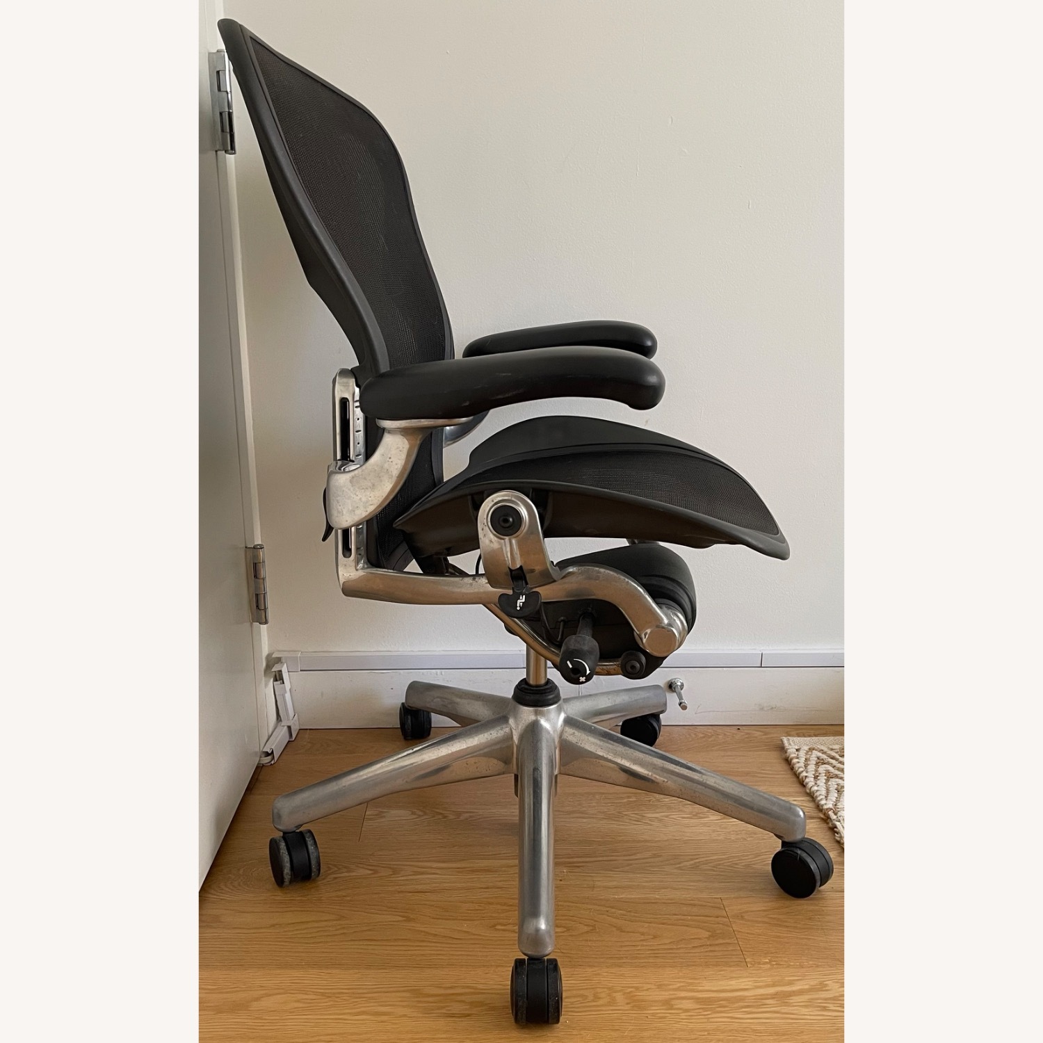 Herman Miller Aeron Black Office Chair - image-6