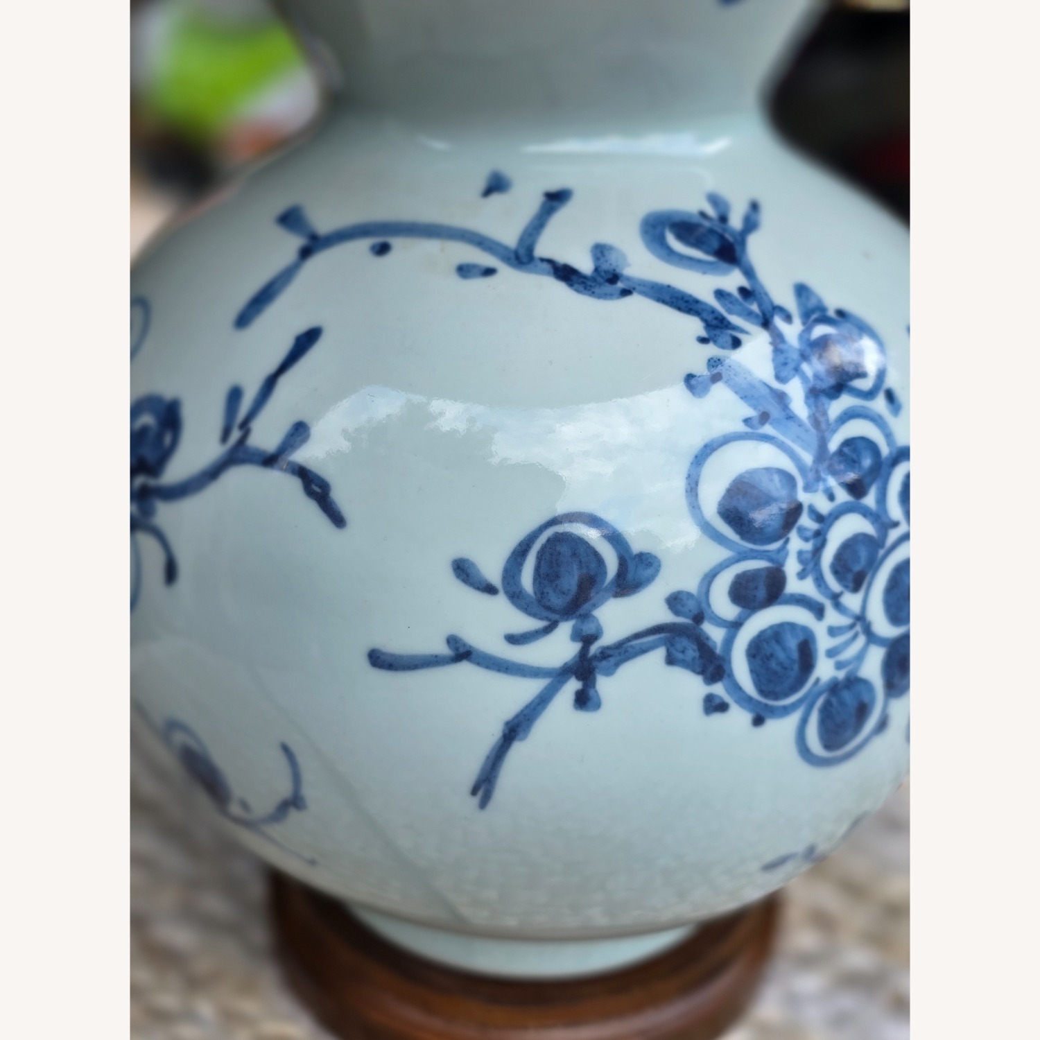 Ralph Lauren White Porcelain Table Lamp - image-8